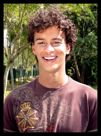 RAPHAEL RIQUEZA DE REZENDE